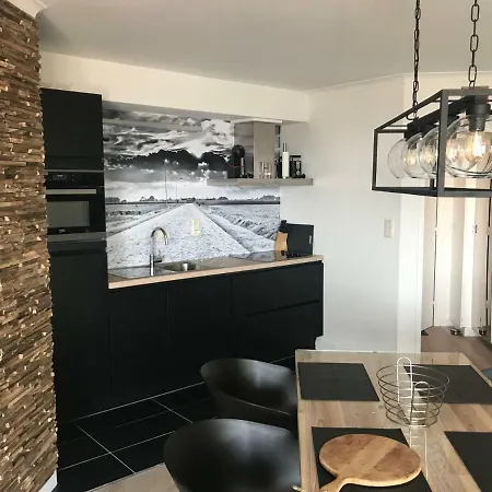Residentie Hydro Palace, Zeedijk 250! * أوستيند
