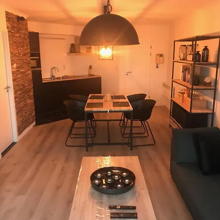 Residentie Hydro Palace, Zeedijk 250! * Ostende