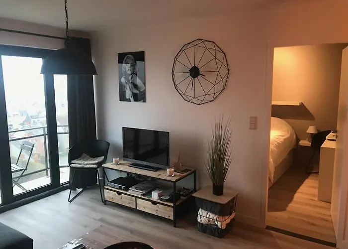 公寓 Residentie Hydro Palace, Zeedijk 250! 奥斯滕德